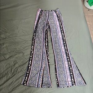 Floral Patterned Women's Flared Pants - Black and Pink